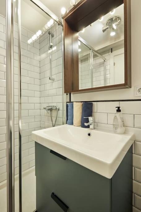 Apartamento Con Encanto En Sol - Madrid #A Exteriör bild