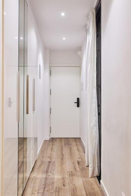 Apartamento Con Encanto En Sol - Madrid #A Exteriör bild